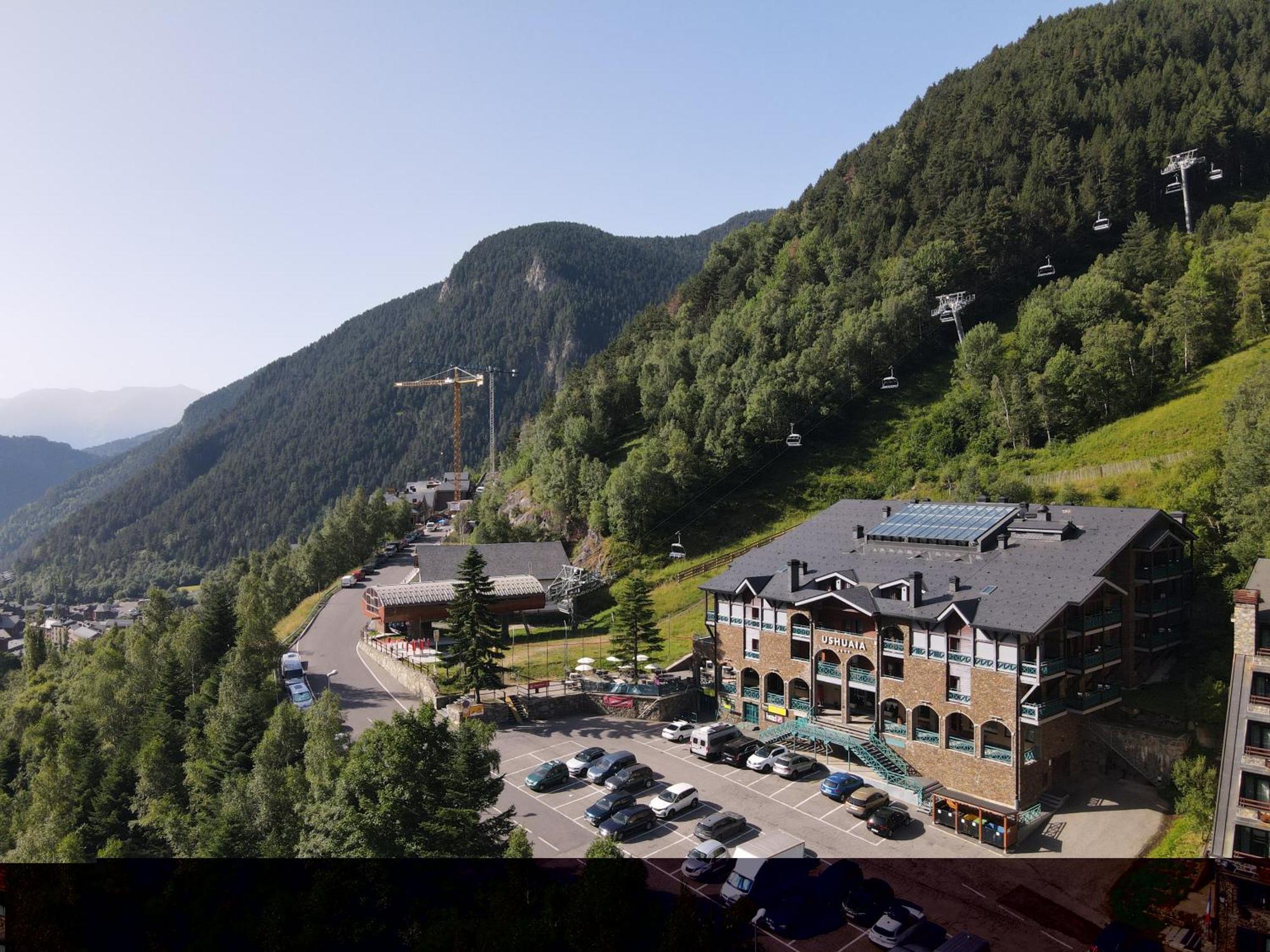 Ushuaia, The Mountain Hotel Arinsal Exterior photo